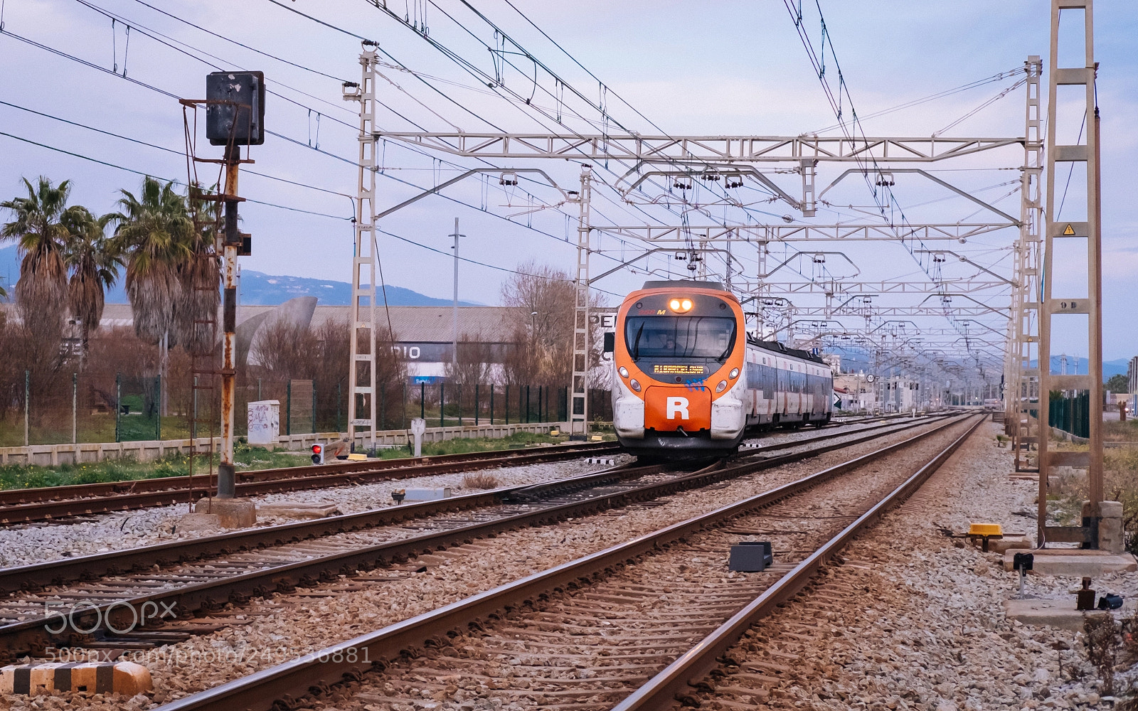 Fujifilm X-T10 sample photo. Change of rail, change photography