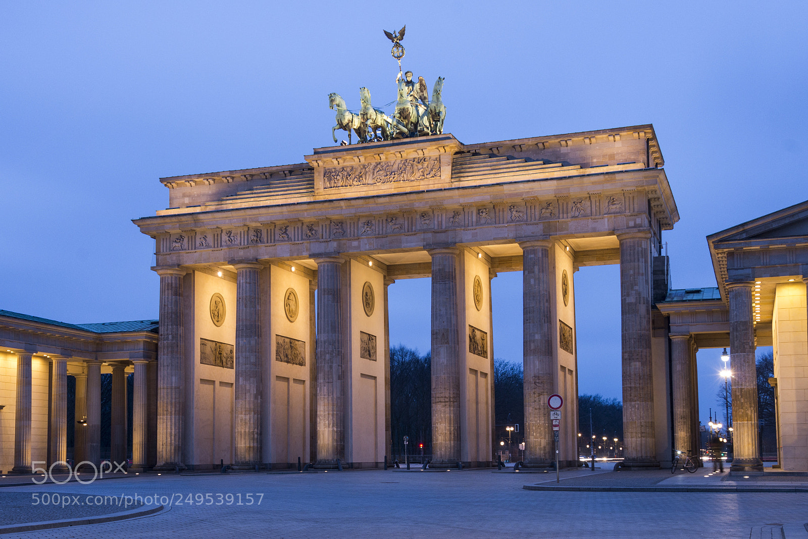 Nikon D800 sample photo. Brandenburg gate photography