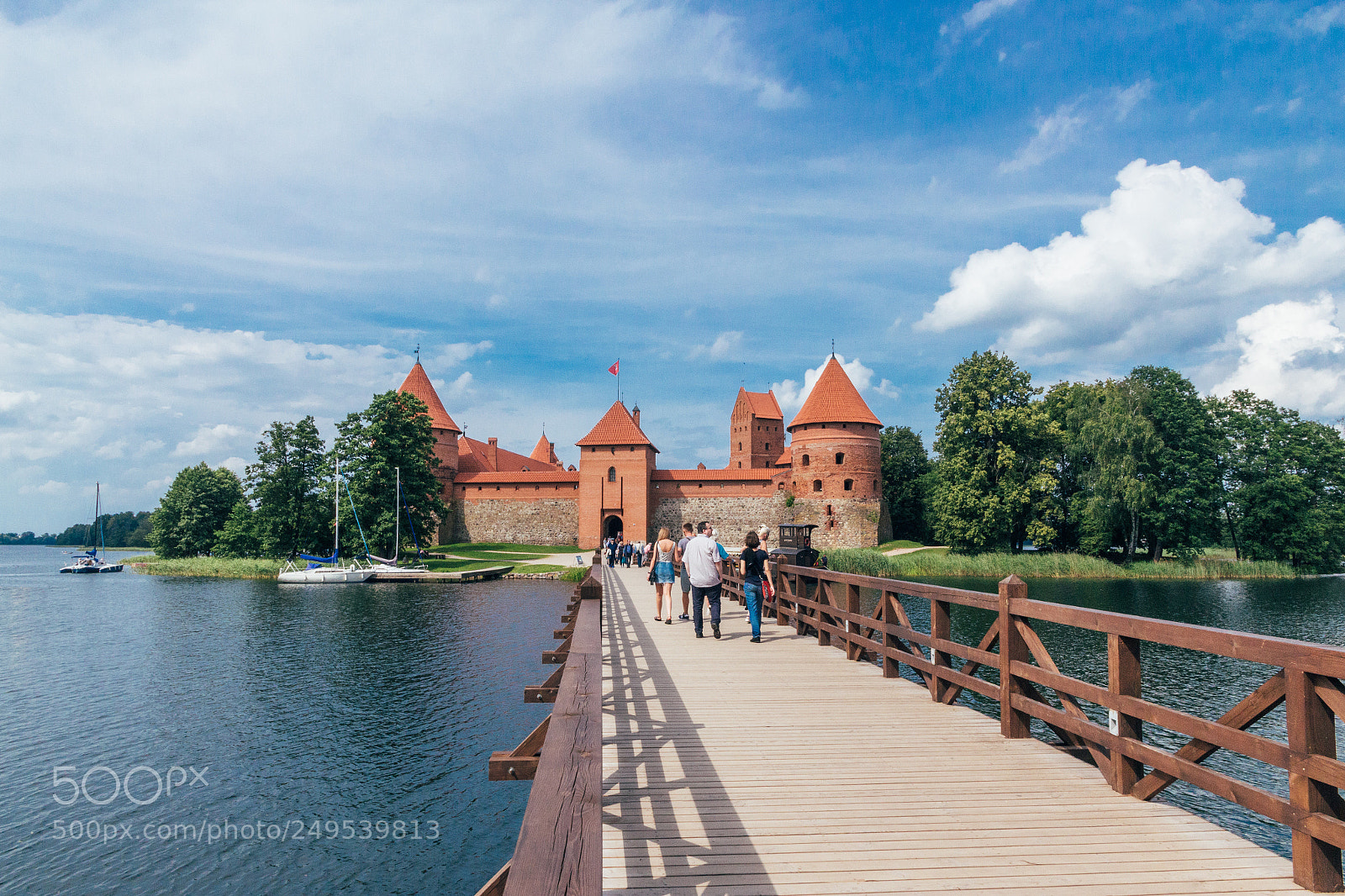 Canon EOS 700D (EOS Rebel T5i / EOS Kiss X7i) sample photo. Trakai island castle photography