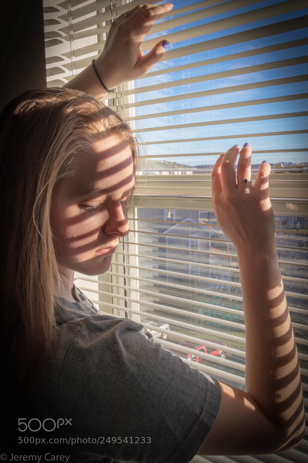 Canon EOS 77D (EOS 9000D / EOS 770D) sample photo. Sun light through the photography