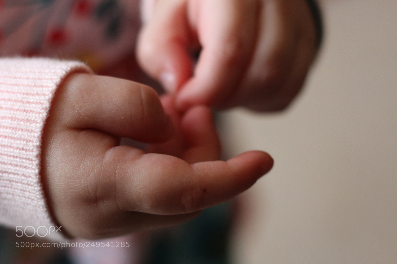 Canon EOS 700D (EOS Rebel T5i / EOS Kiss X7i) + Canon EF 50mm F1.8 STM sample photo. Her nail was catching.... photography