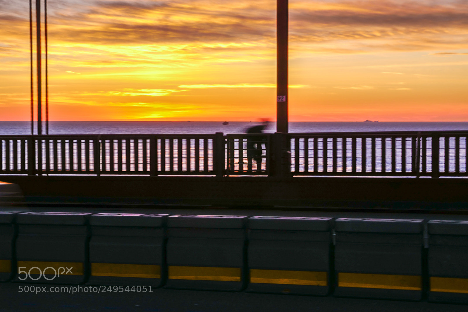 Panasonic Lumix DC-GH5 sample photo. Commuter photography