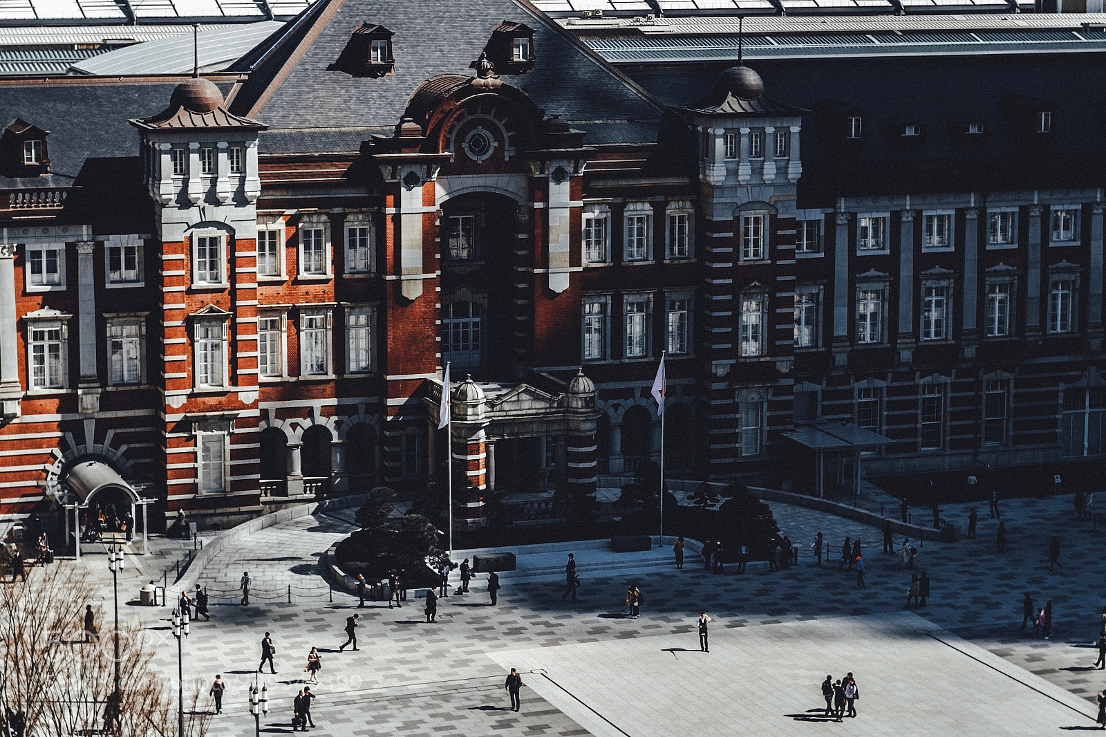 Fujifilm X-Pro1 sample photo. Tokyo station. photography