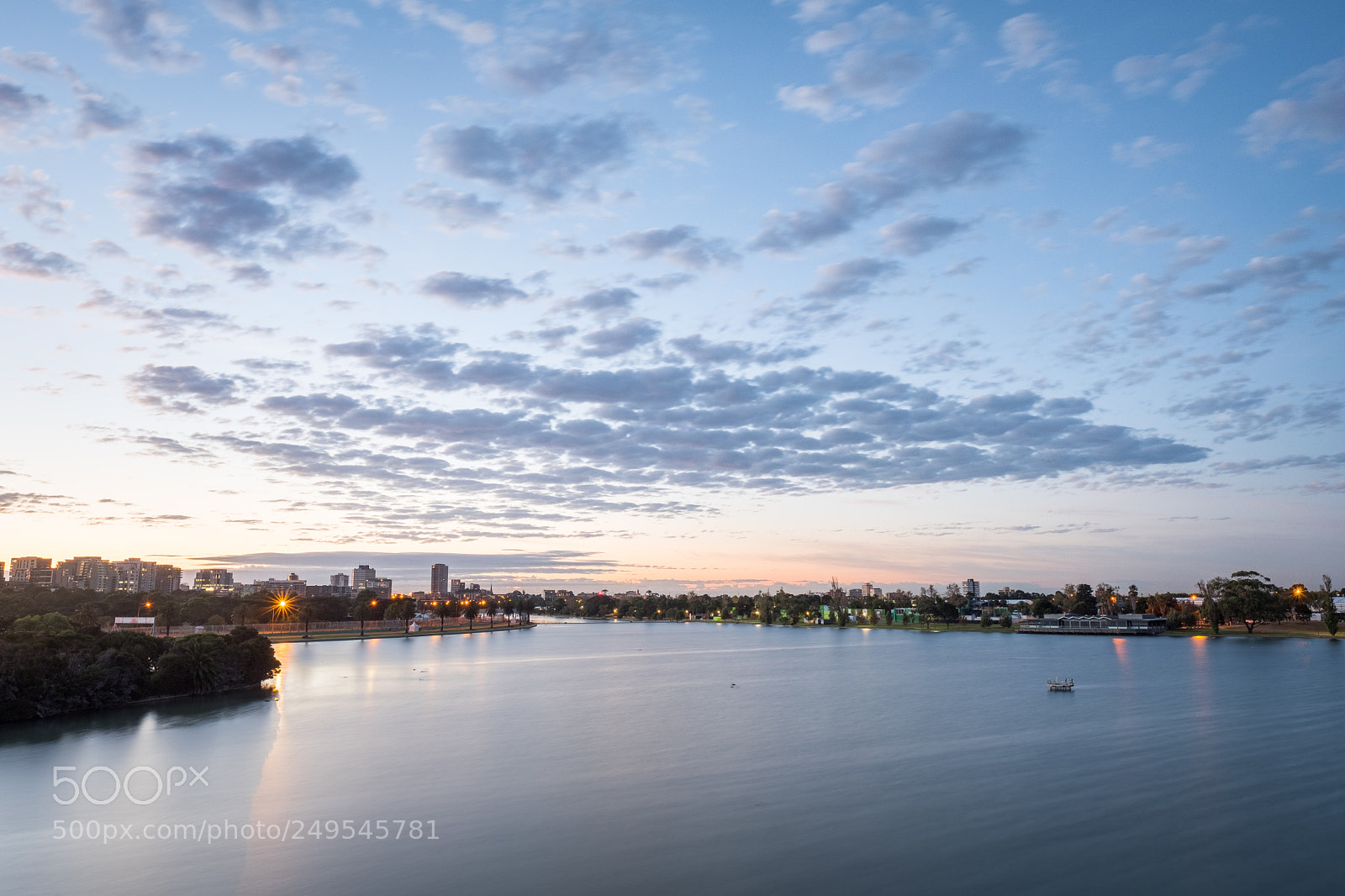Fujifilm X-T2 sample photo. Albert park lake sunrise photography