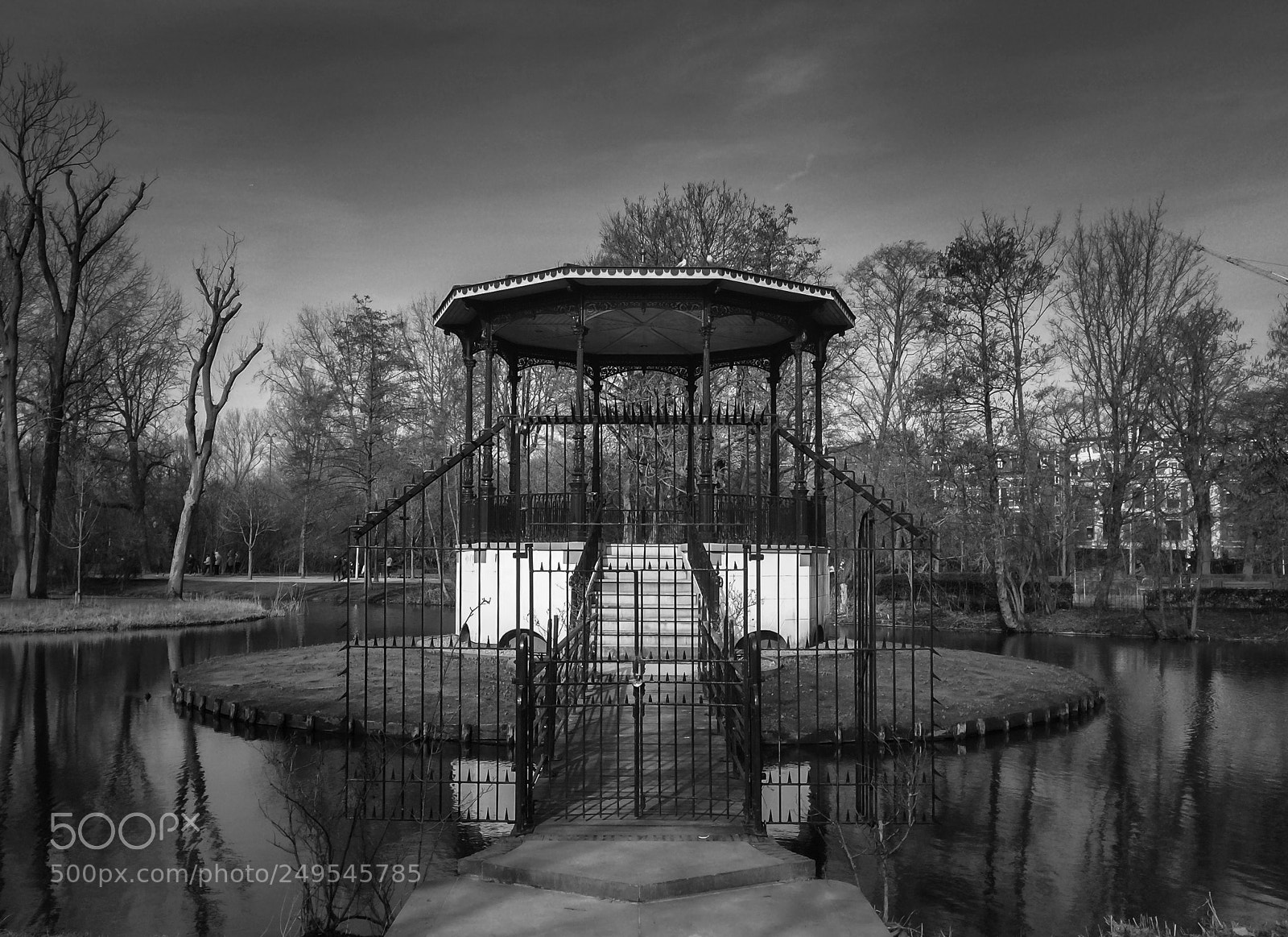 Apple iPhone 5s sample photo. Bandstand 01 photography