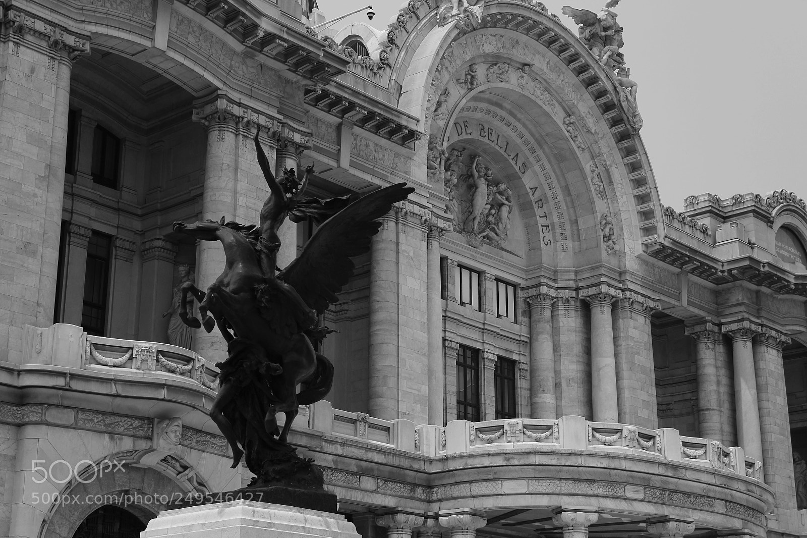 Canon EOS 1200D (EOS Rebel T5 / EOS Kiss X70 / EOS Hi) sample photo. Palacio de bellas artes photography