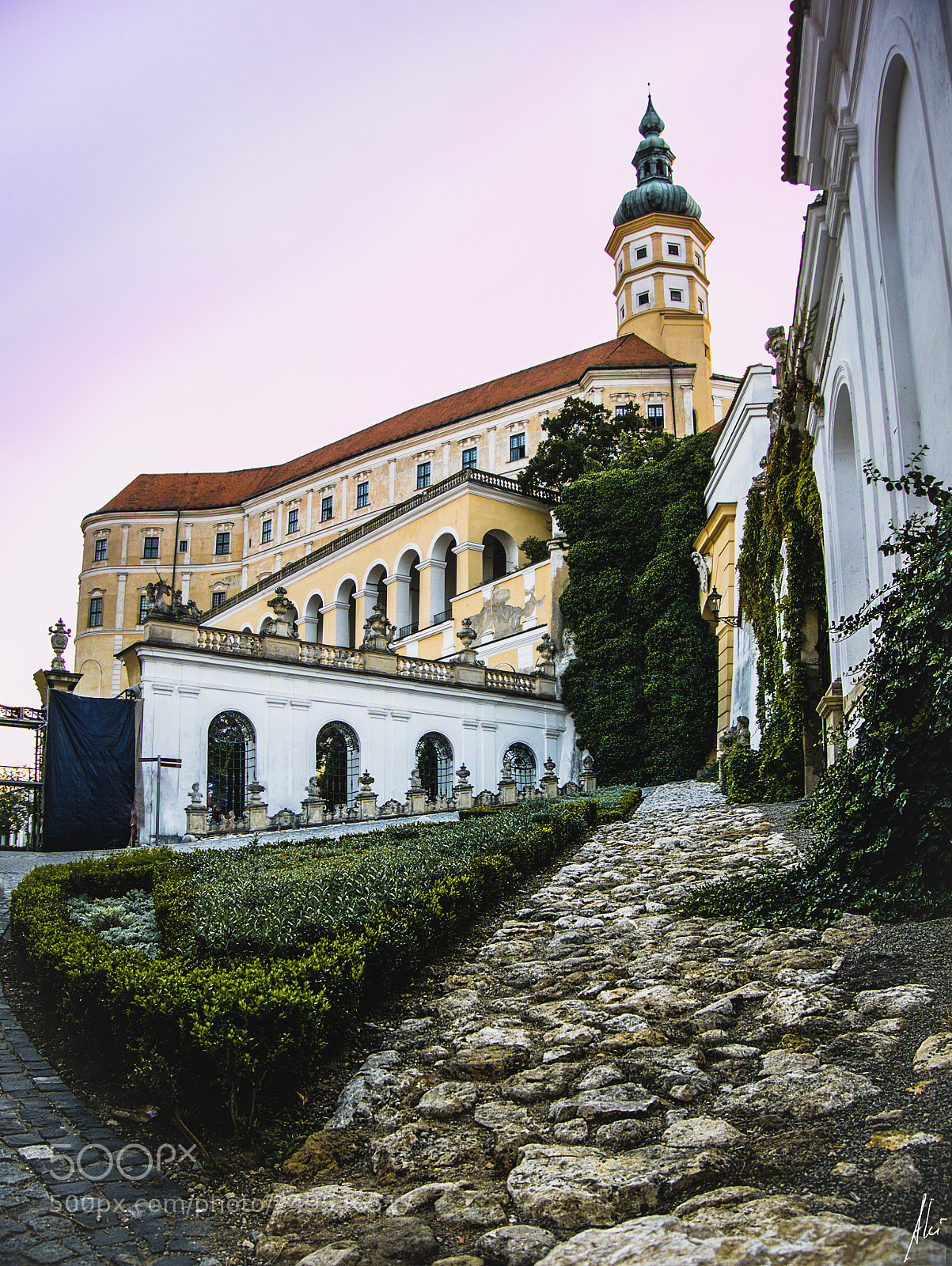 Panasonic Lumix DMC-GX85 (Lumix DMC-GX80 / Lumix DMC-GX7 Mark II) sample photo. Mikulov photography