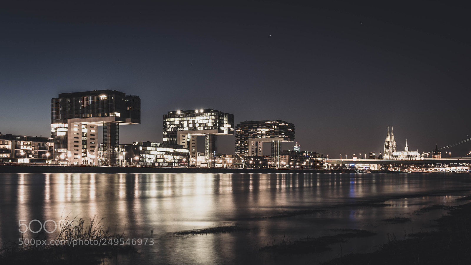 Sony a6300 sample photo. Cologne at night photography