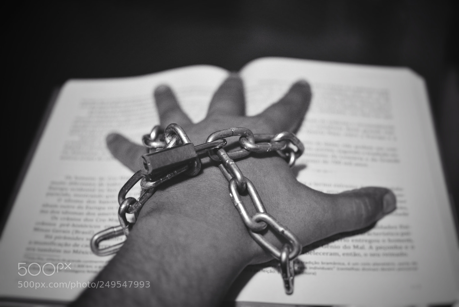 Nikon D7100 sample photo. A hand of knowledge photography