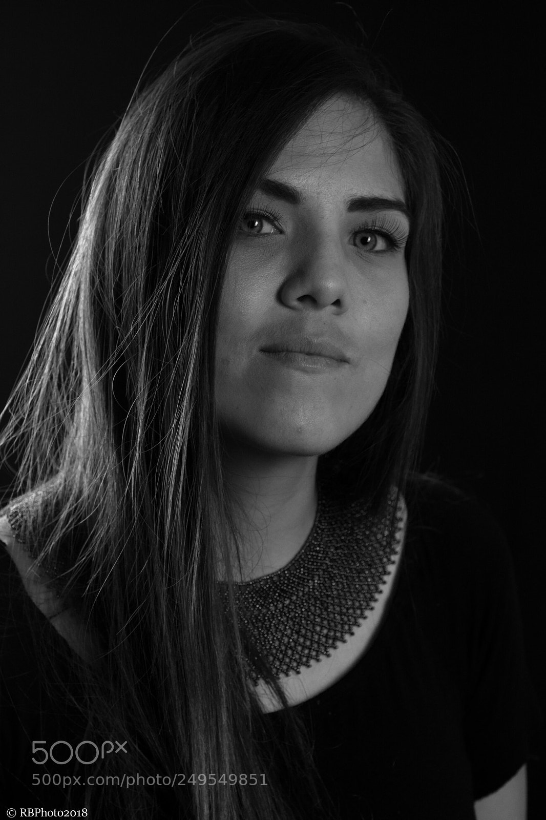 Nikon D5200 sample photo. Vivi black & white photography