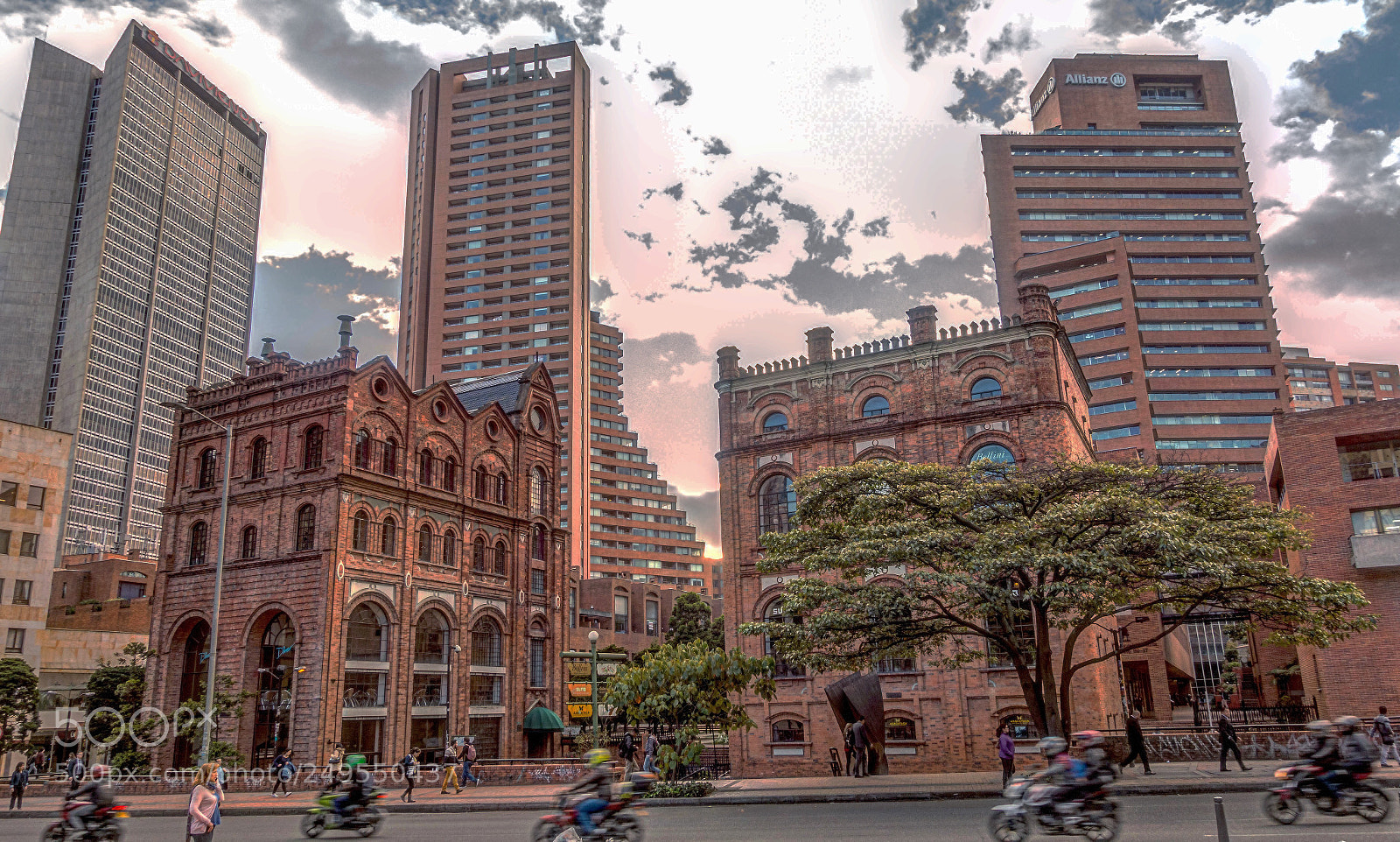 Sony Cyber-shot DSC-RX100 III sample photo. Bogota downtown photography