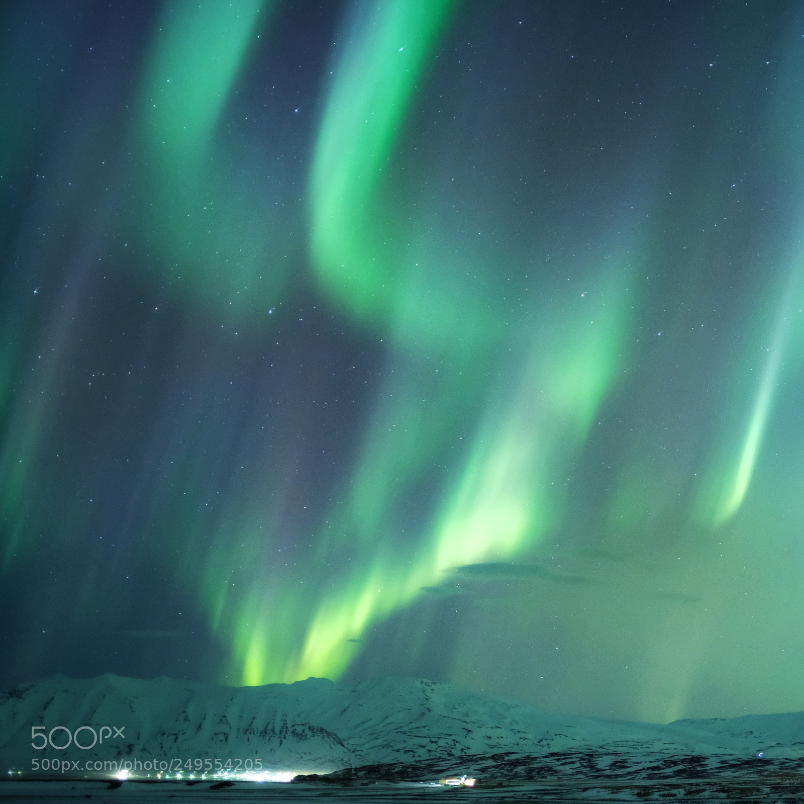 Fujifilm X100F sample photo. Northern lights over svarfa photography