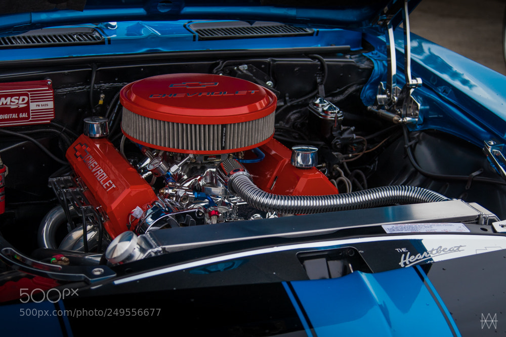 Canon EOS 80D sample photo. Classic cars carnival photography
