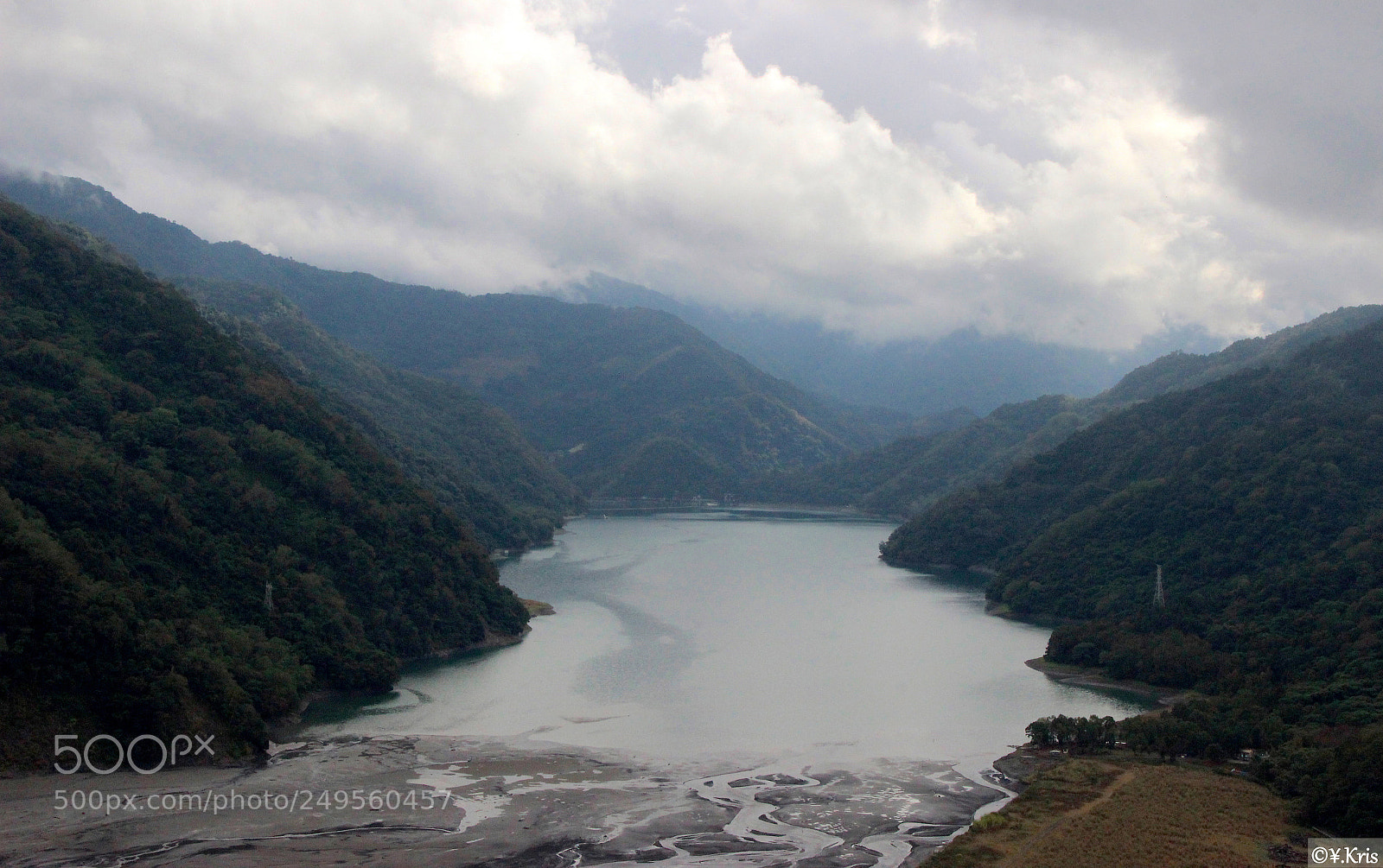 Canon EOS 600D (Rebel EOS T3i / EOS Kiss X5) sample photo. Reservoir in the mountains photography