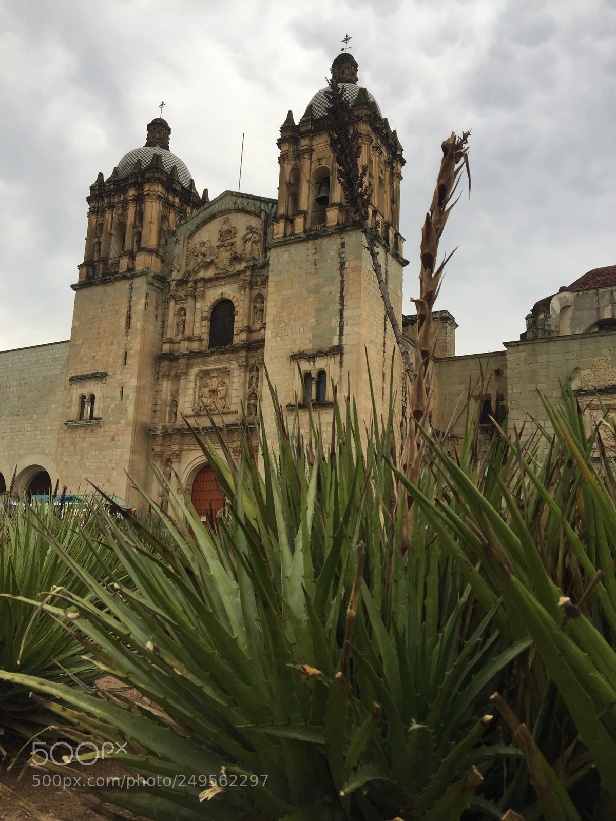 Apple iPhone 6 Plus sample photo. Iglesia de santo domingo  photography