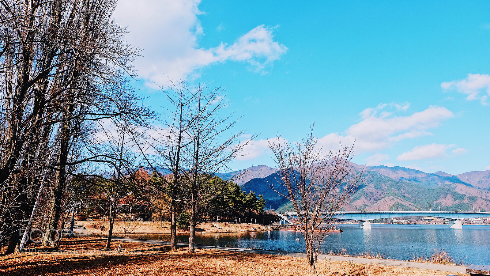 Fujifilm X-T10 sample photo. Lake view photography