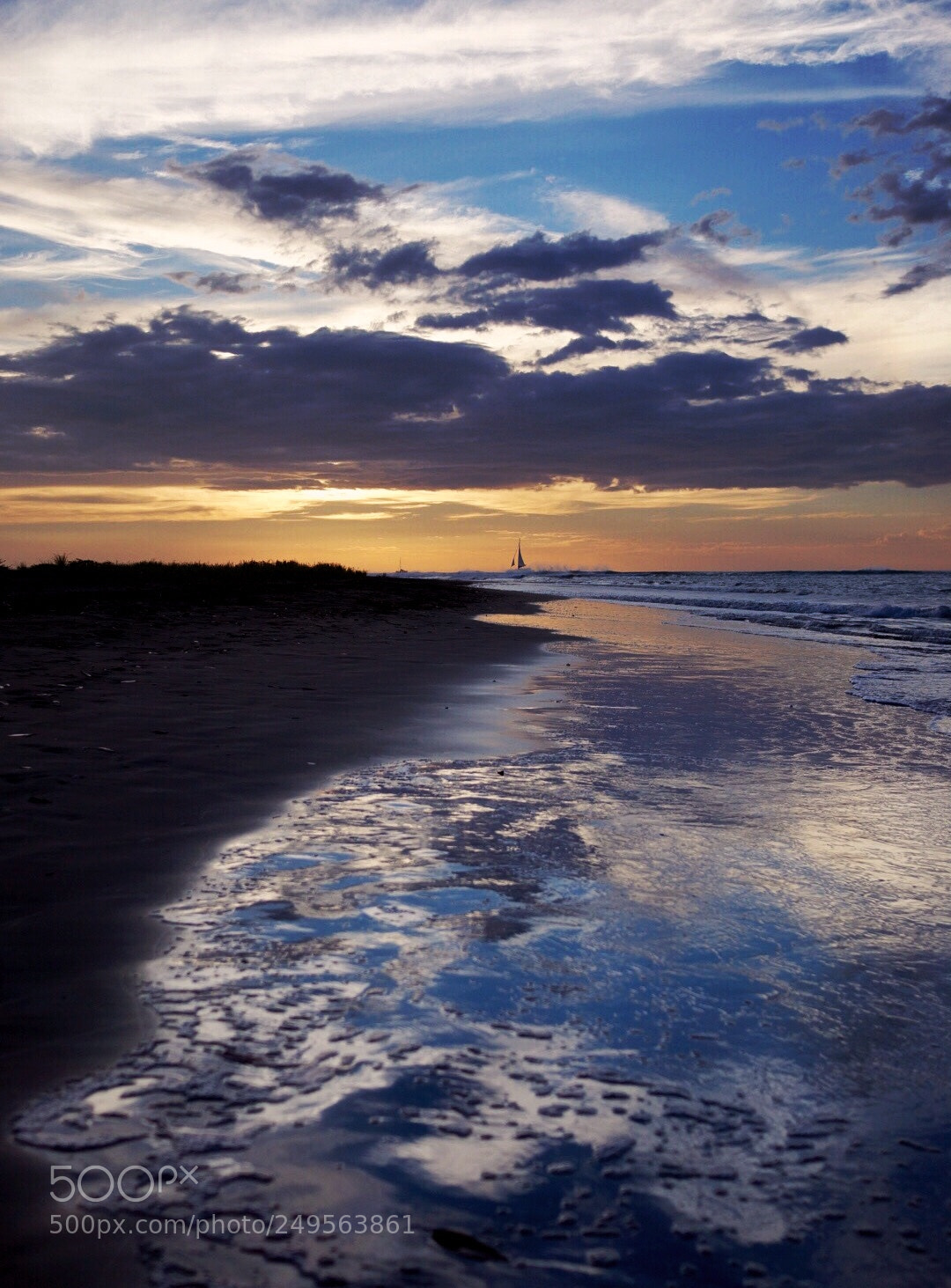 Sony Alpha NEX-7 sample photo. Sky reflected photography