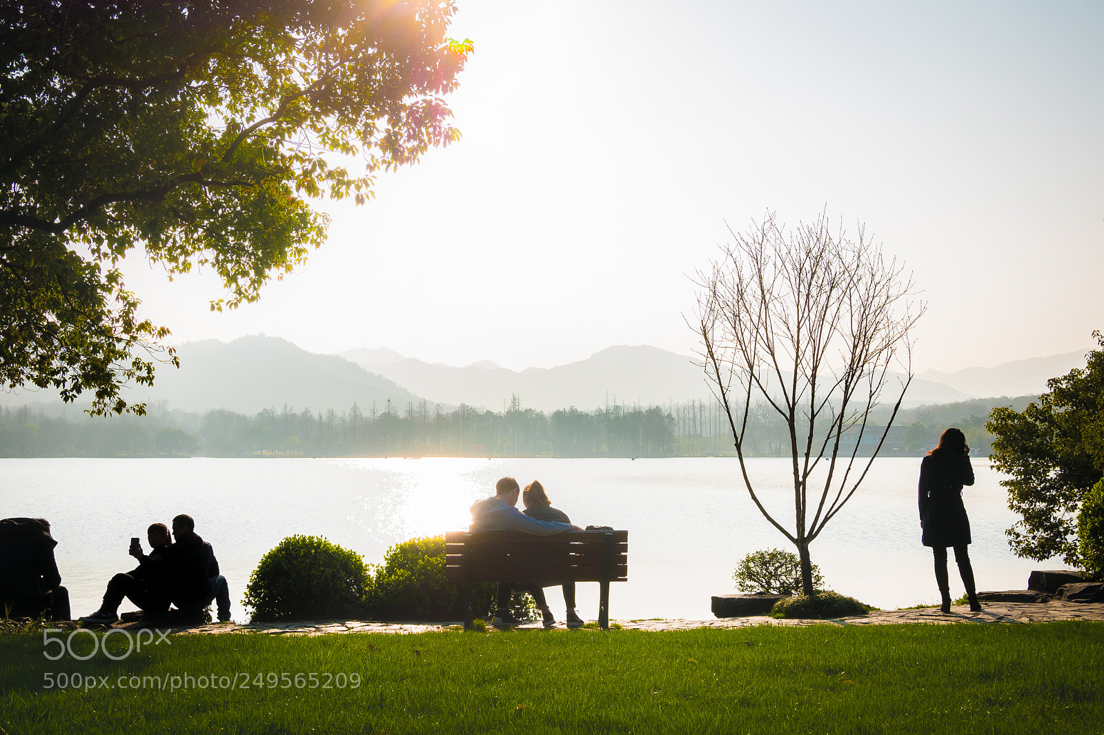 Panasonic Lumix DMC-GX85 (Lumix DMC-GX80 / Lumix DMC-GX7 Mark II) sample photo. Romantic afternoon photography