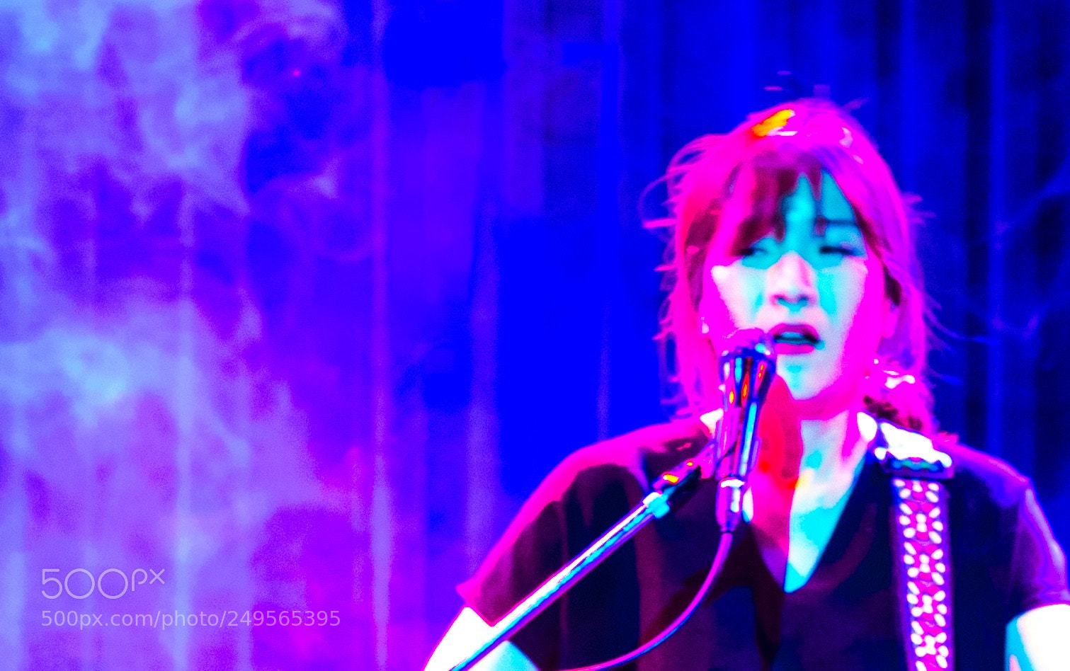 Pentax K-1 sample photo. A singer photography