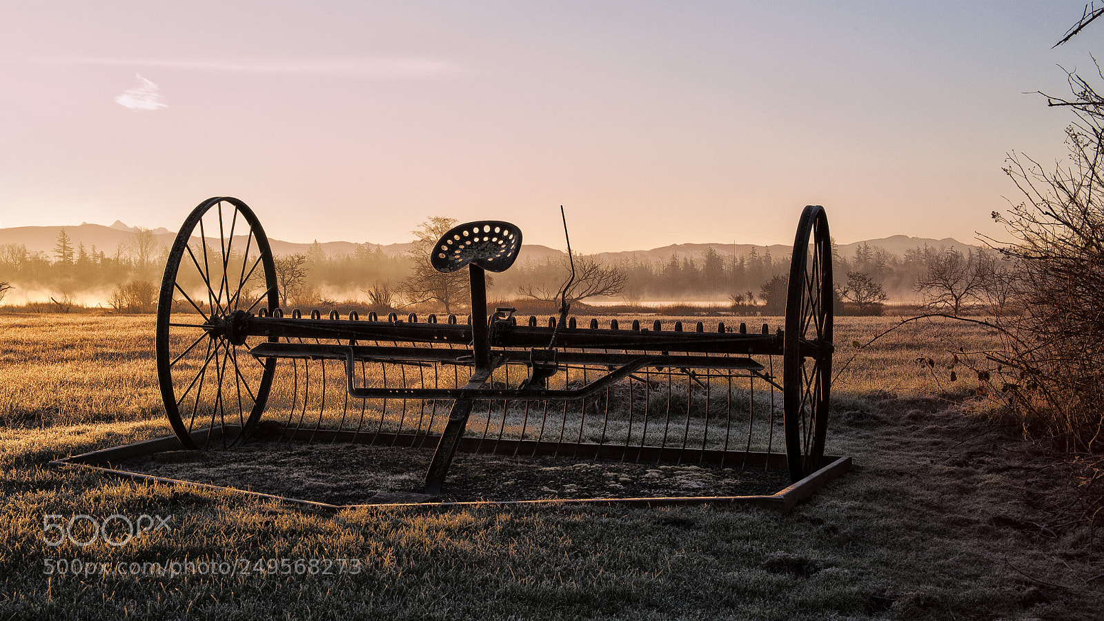 Canon EOS 5D sample photo. Old dump rake photography