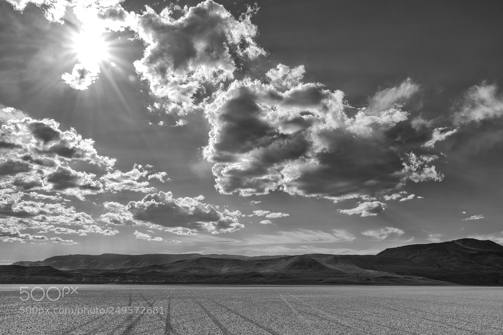 Pentax K-1 sample photo. Desert tire tracks photography