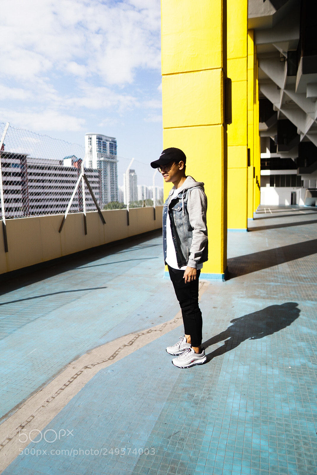 Sony a5100 sample photo. Rays photography