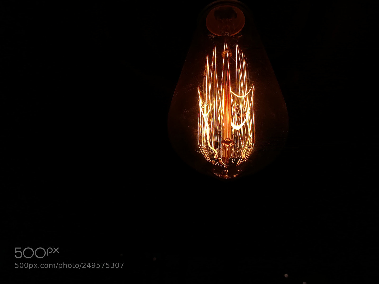 HUAWEI honor 6x sample photo. Filament bulb photography