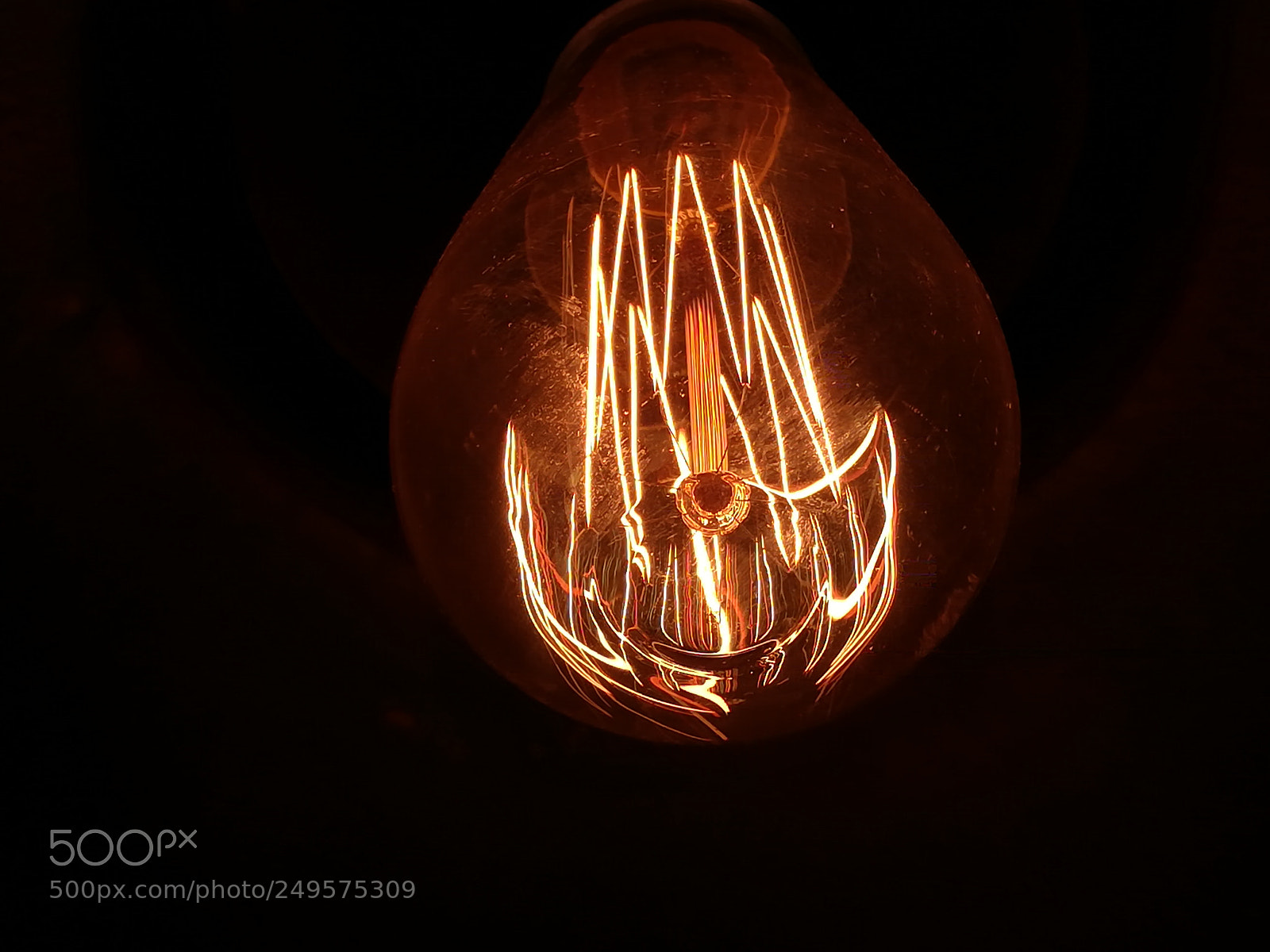 HUAWEI honor 6x sample photo. Filament bulb photography