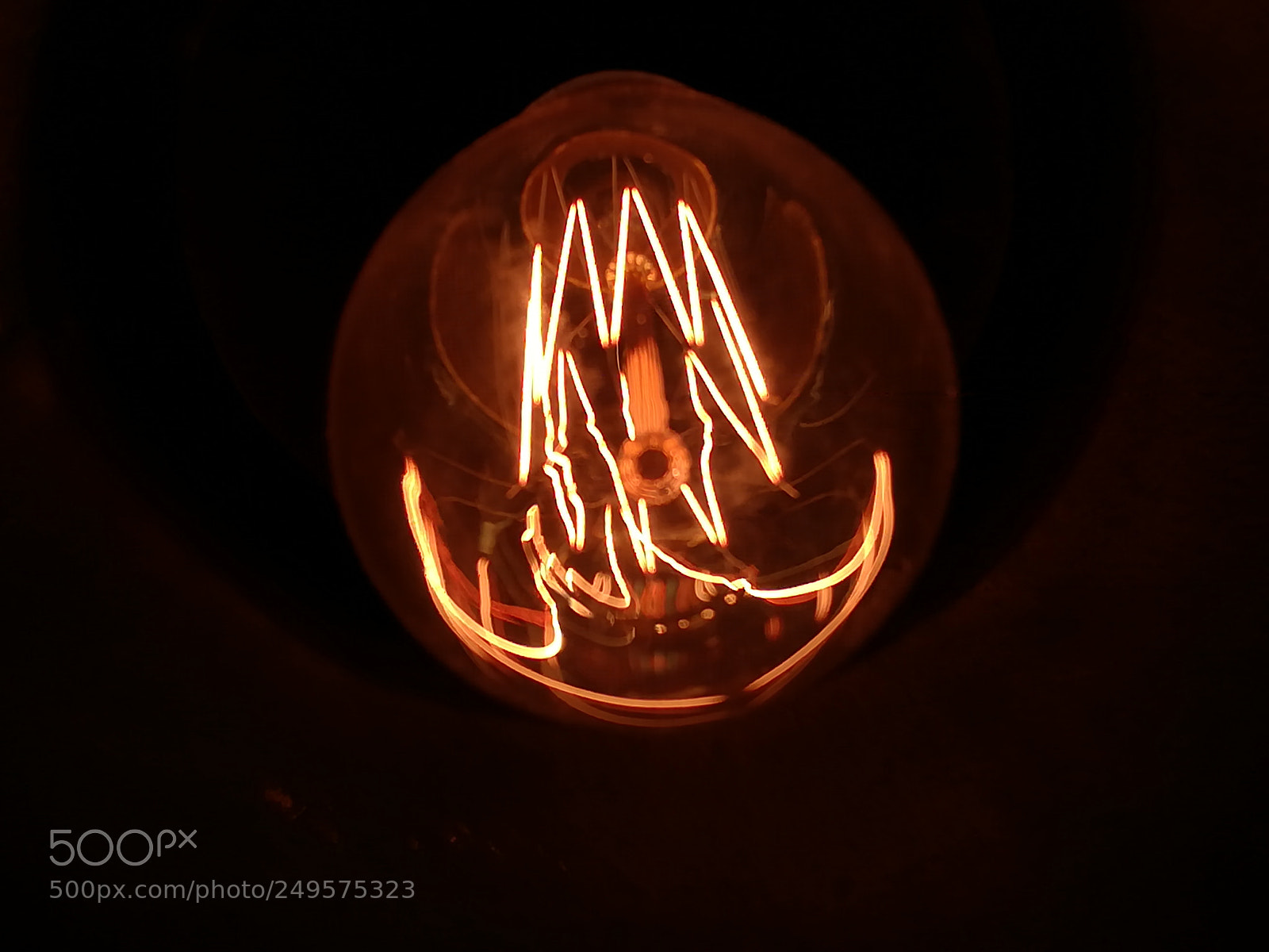 HUAWEI honor 6x sample photo. Filament bulb photography