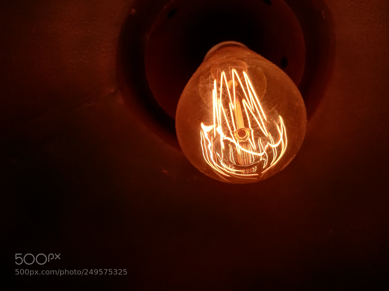 HUAWEI honor 6x sample photo. Filament bulb photography