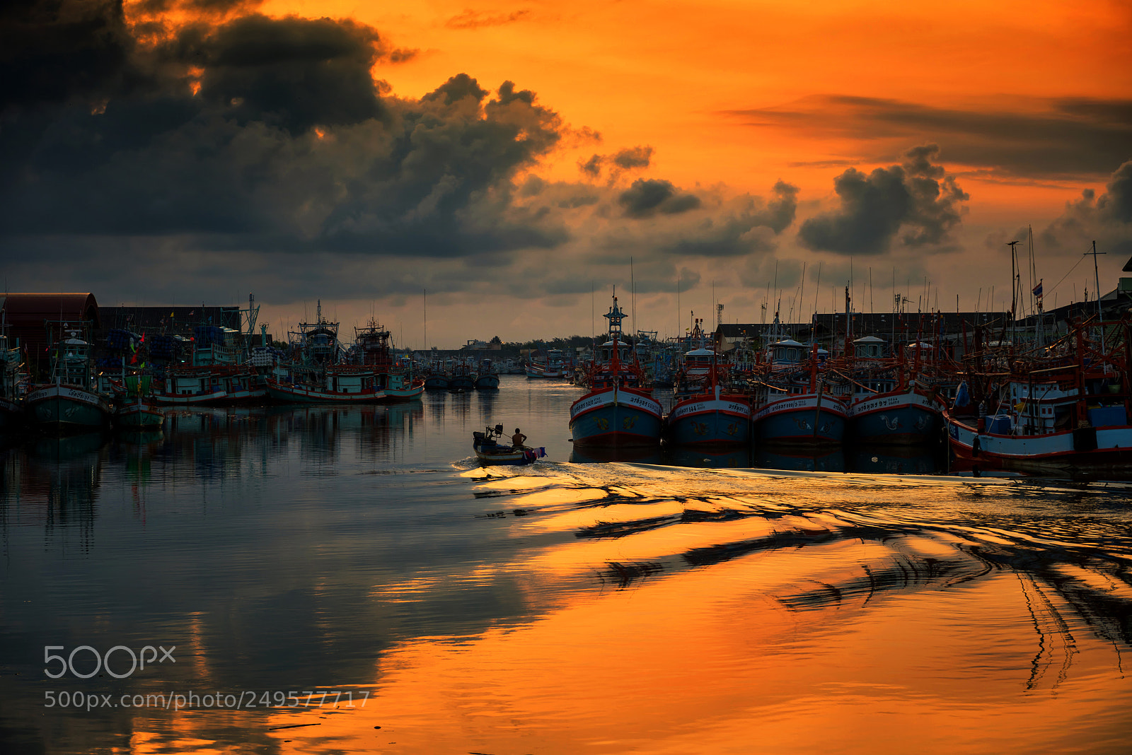 Nikon D810 sample photo. Boat sailing through rayong photography