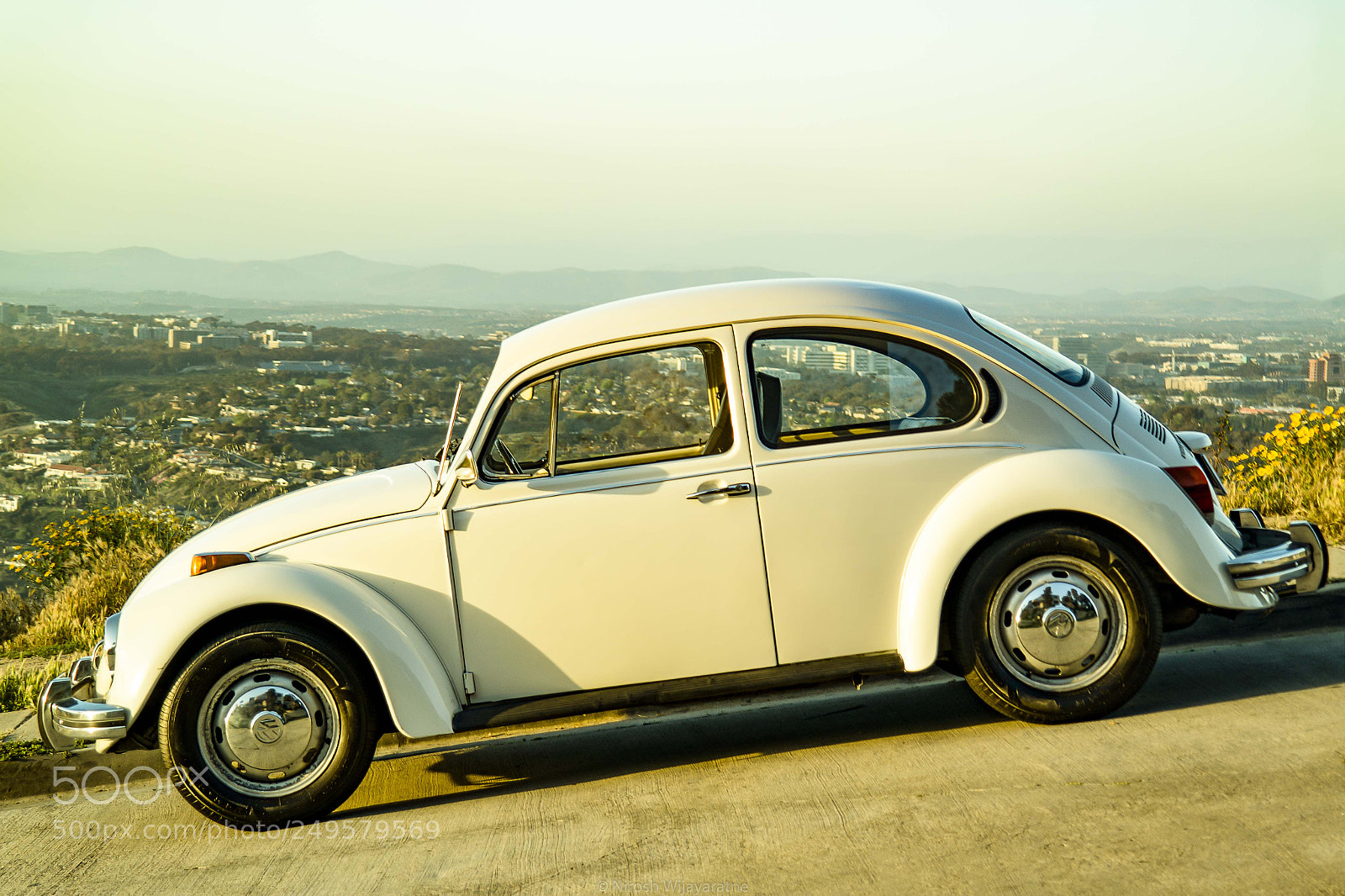 Samsung NX30 sample photo. 1973 vw beetle photography