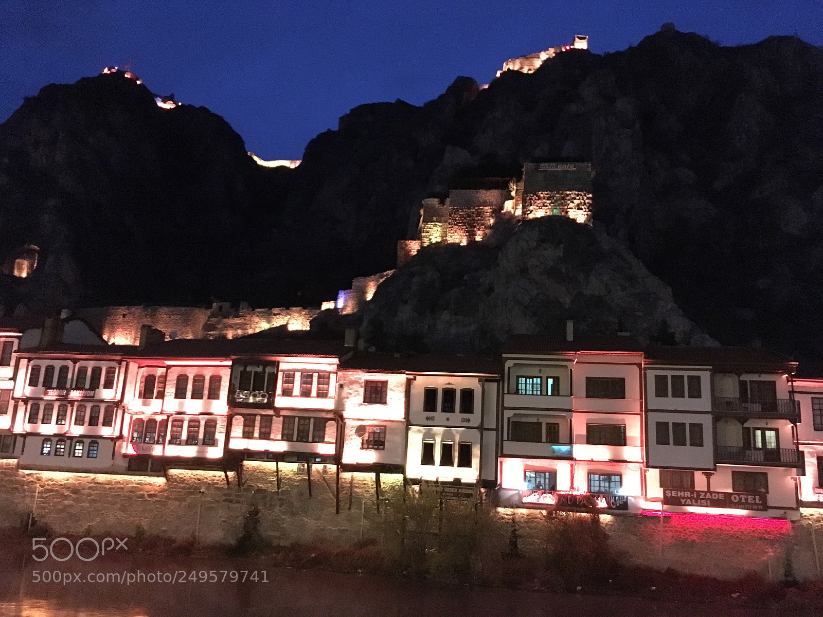 Apple iPhone SE sample photo. Amasya kral mezarlıkları photography