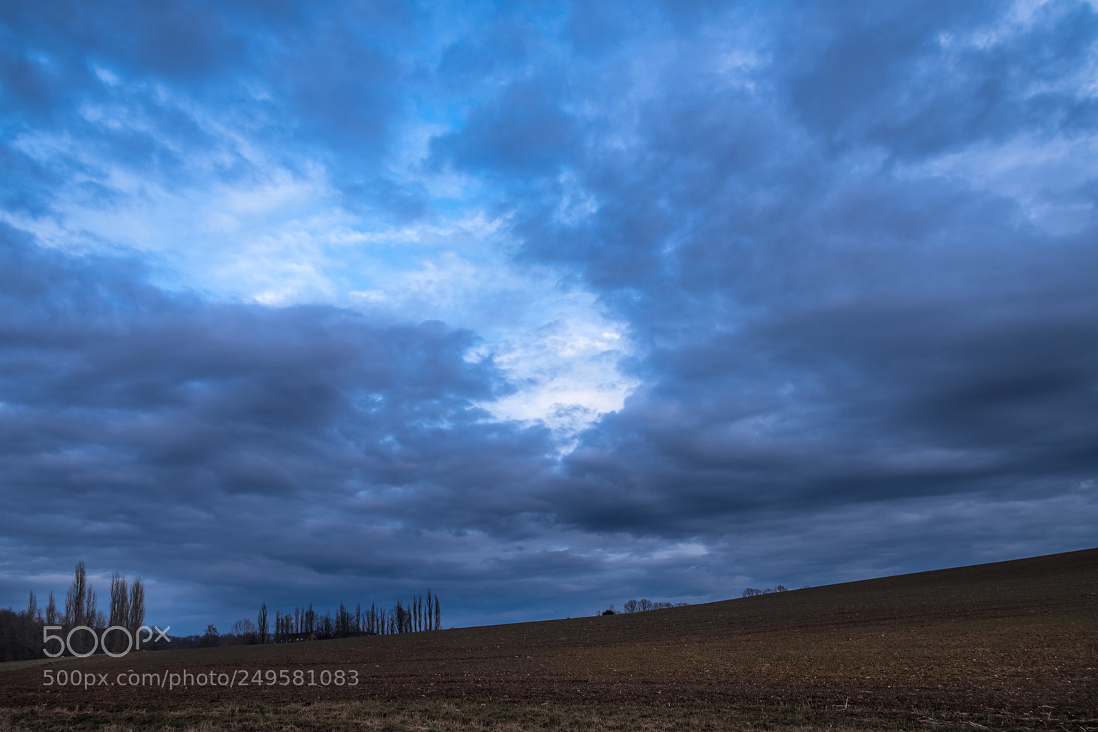 Pentax K-1 sample photo. Märzwolken ii photography