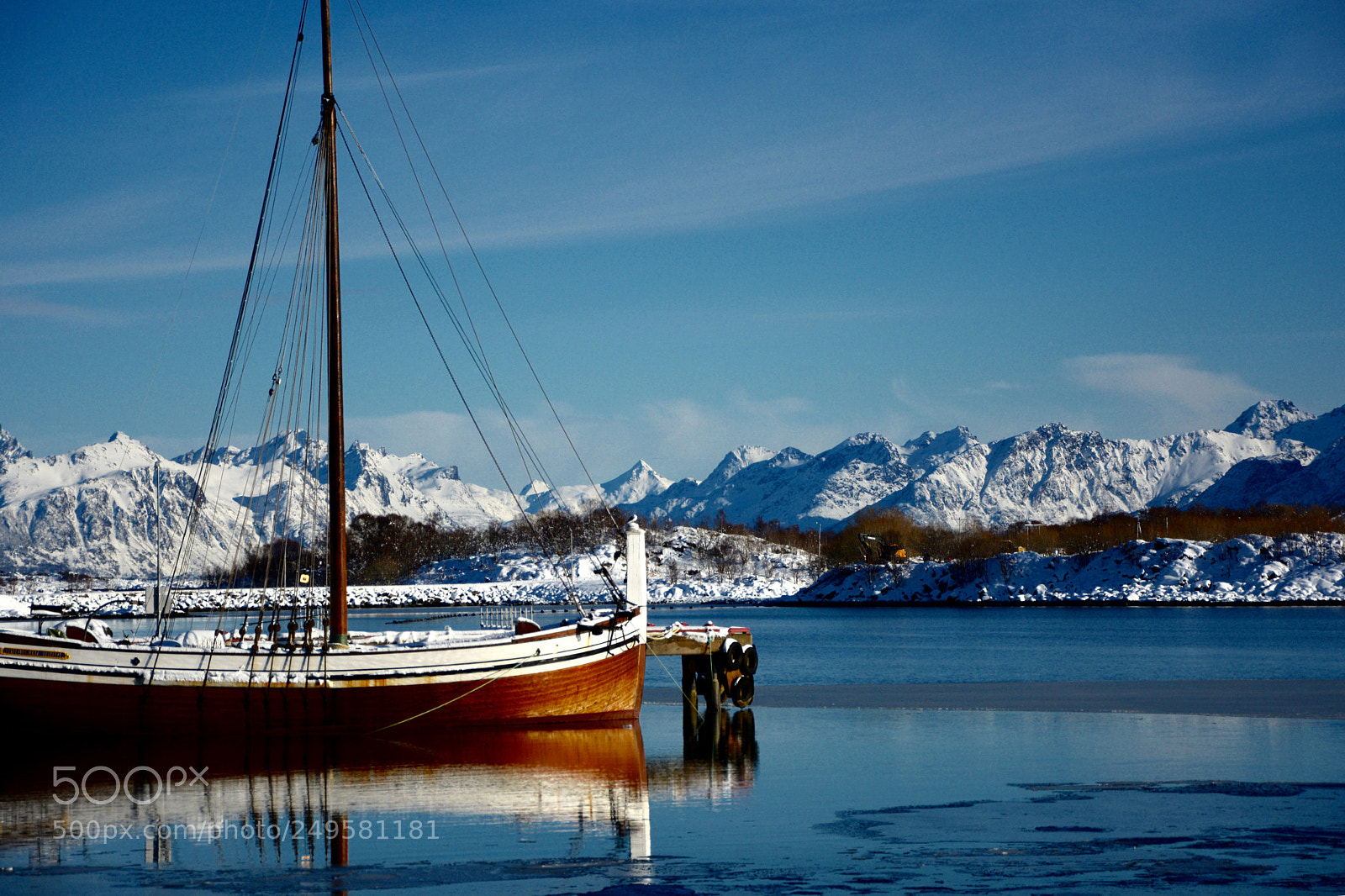 Nikon D5200 sample photo. Stokmarknes photography