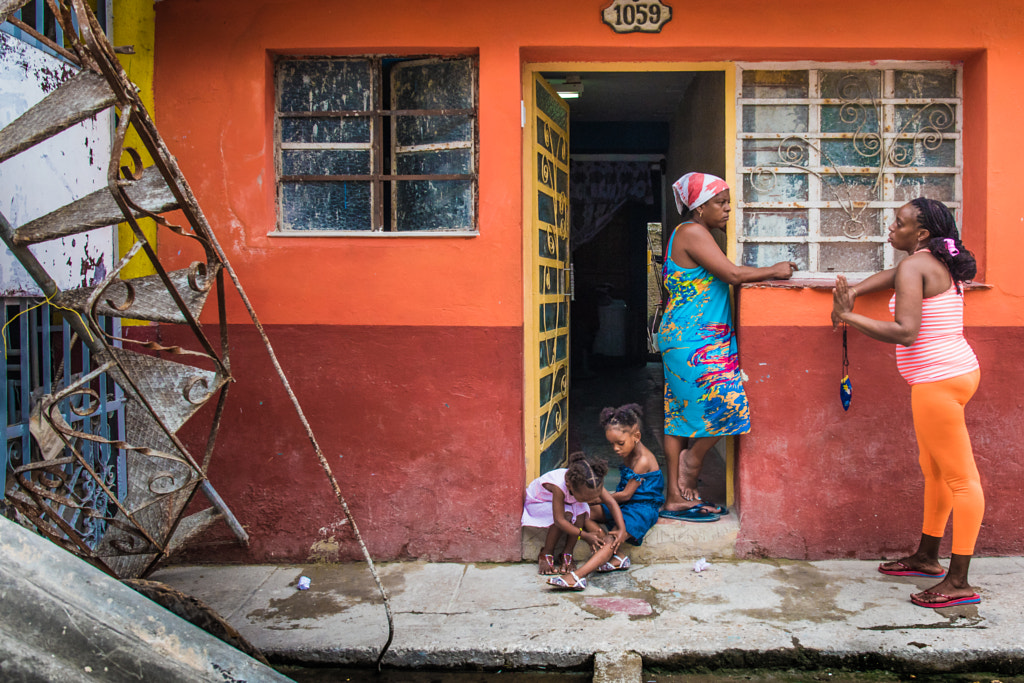 Life in Cuba at street number 1059 by Maryse Dardaillon on 500px.com