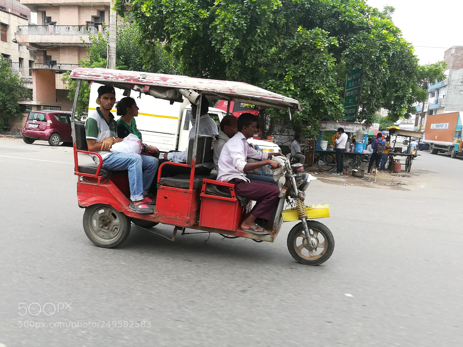 HUAWEI honor 6x sample photo. Electric rickshaw photography