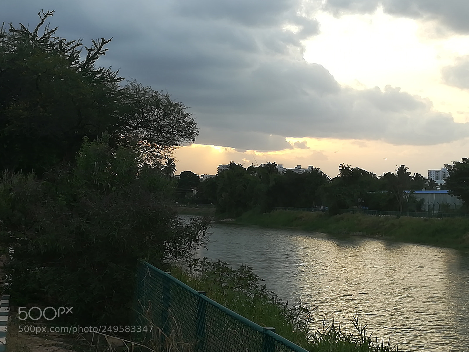 HUAWEI honor 6x sample photo. Lakeside walk photography