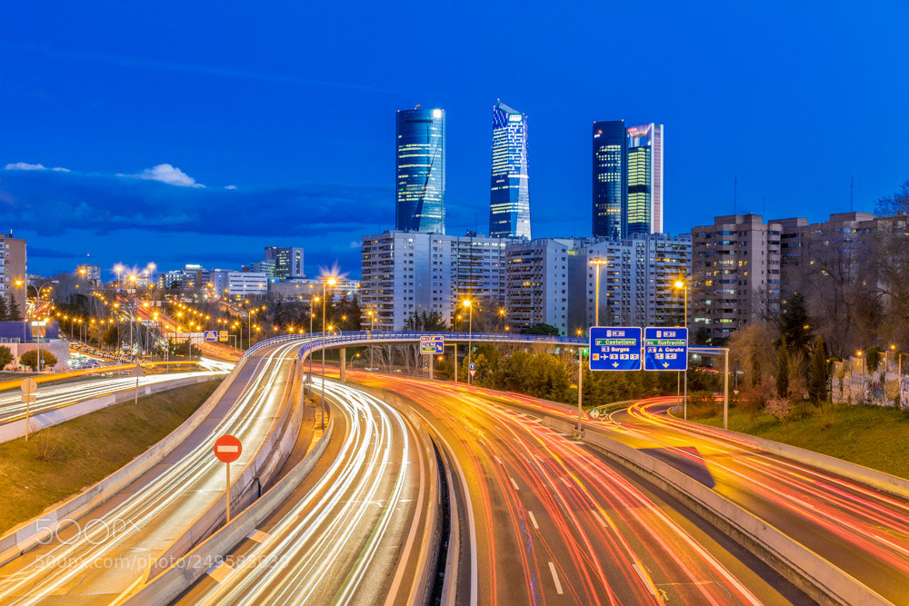 Nikon D5300 sample photo. Cuatro torres business area photography