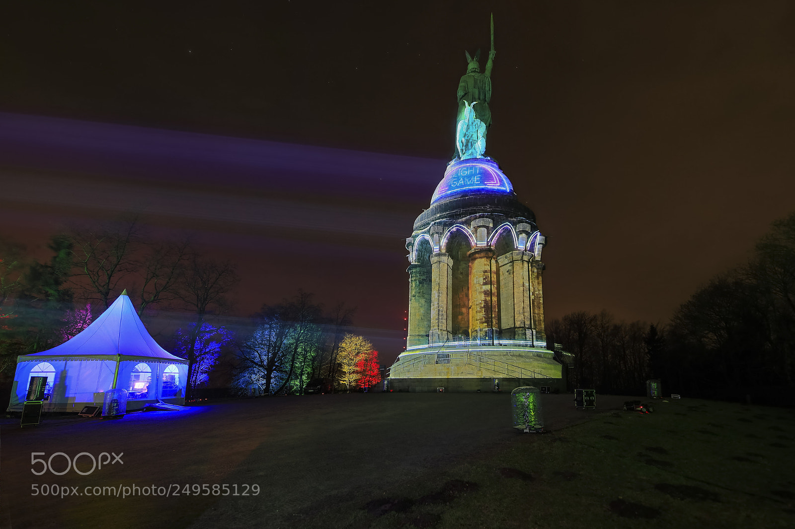 Canon EOS 5D Mark IV sample photo. Light ... photography