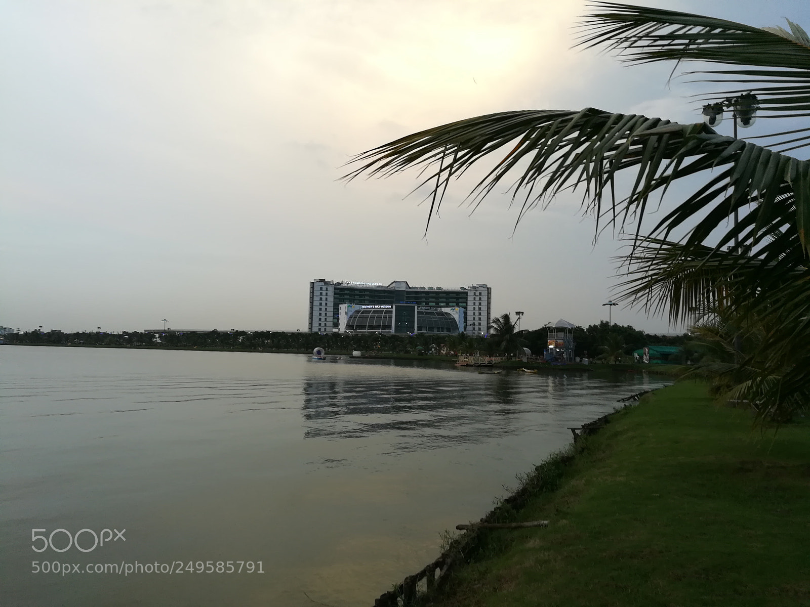 HUAWEI honor 6x sample photo. Lakeside walk photography