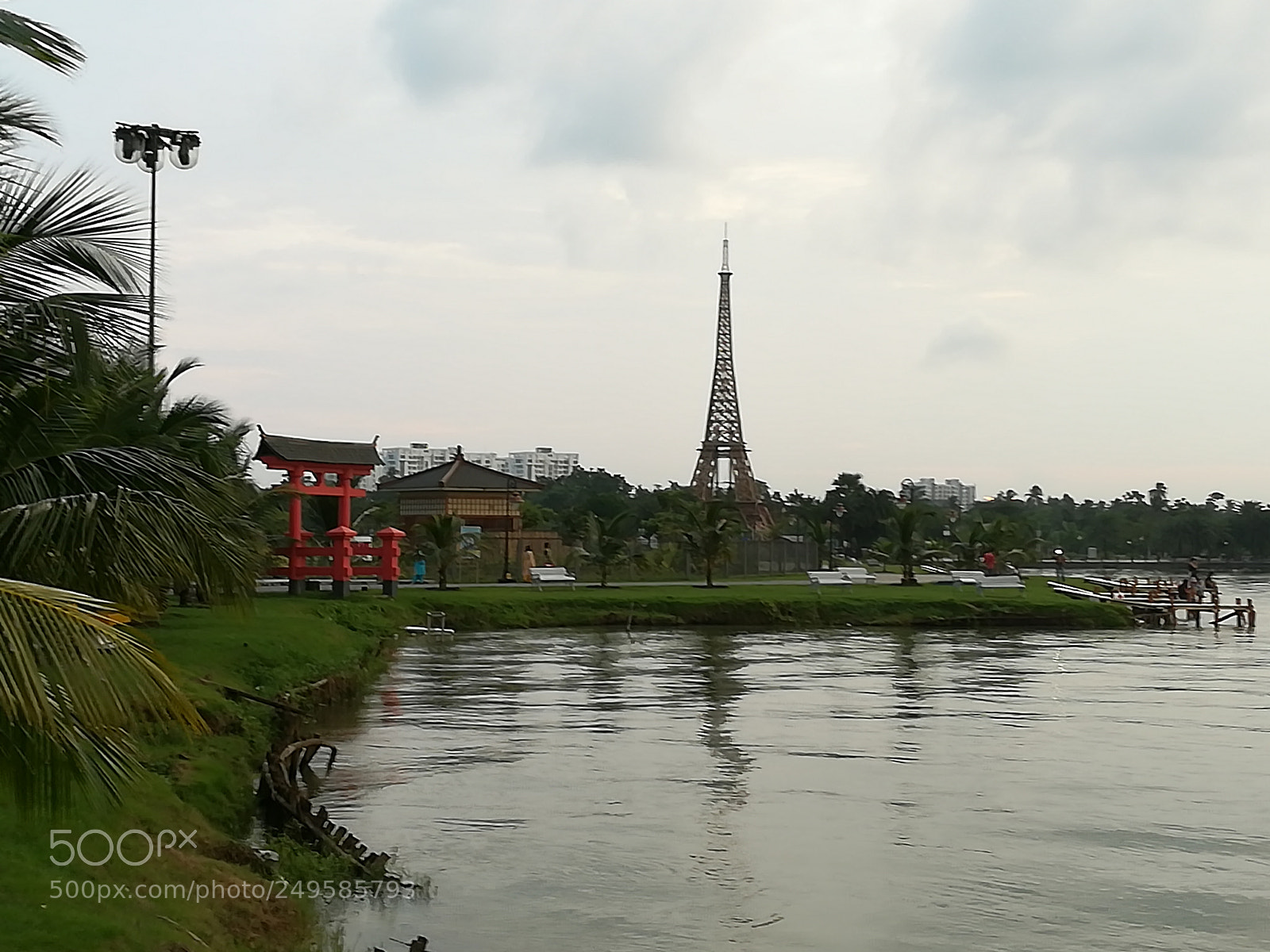 HUAWEI honor 6x sample photo. Lakeside walk photography
