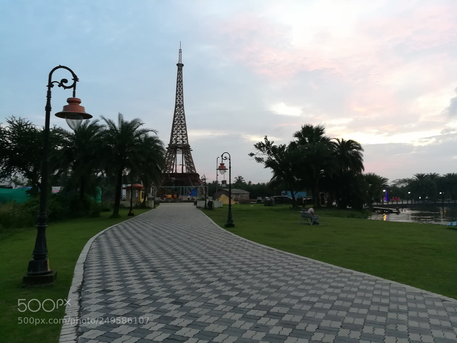 HUAWEI honor 6x sample photo. Walkways photography
