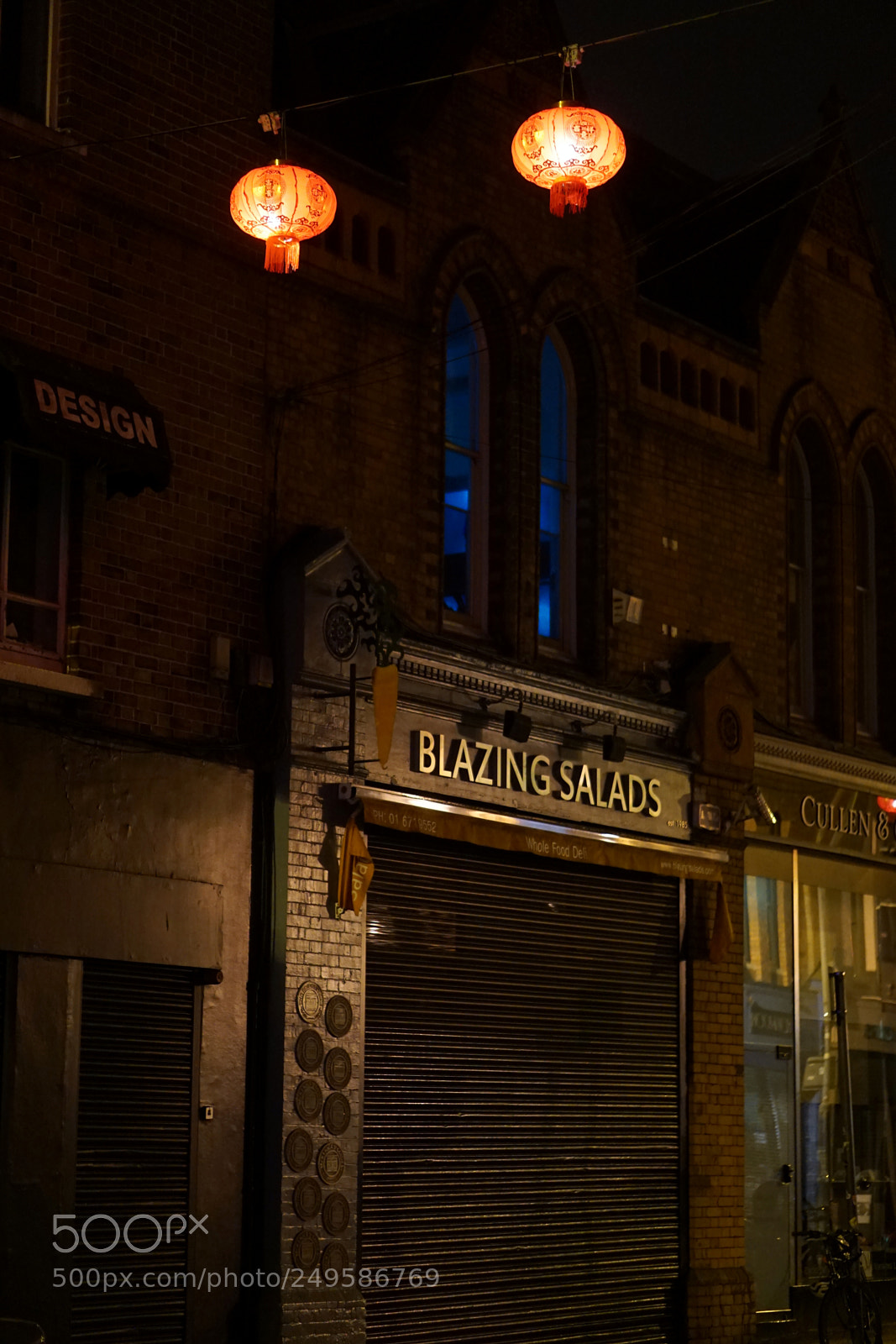 Sony a6000 sample photo. At night photography