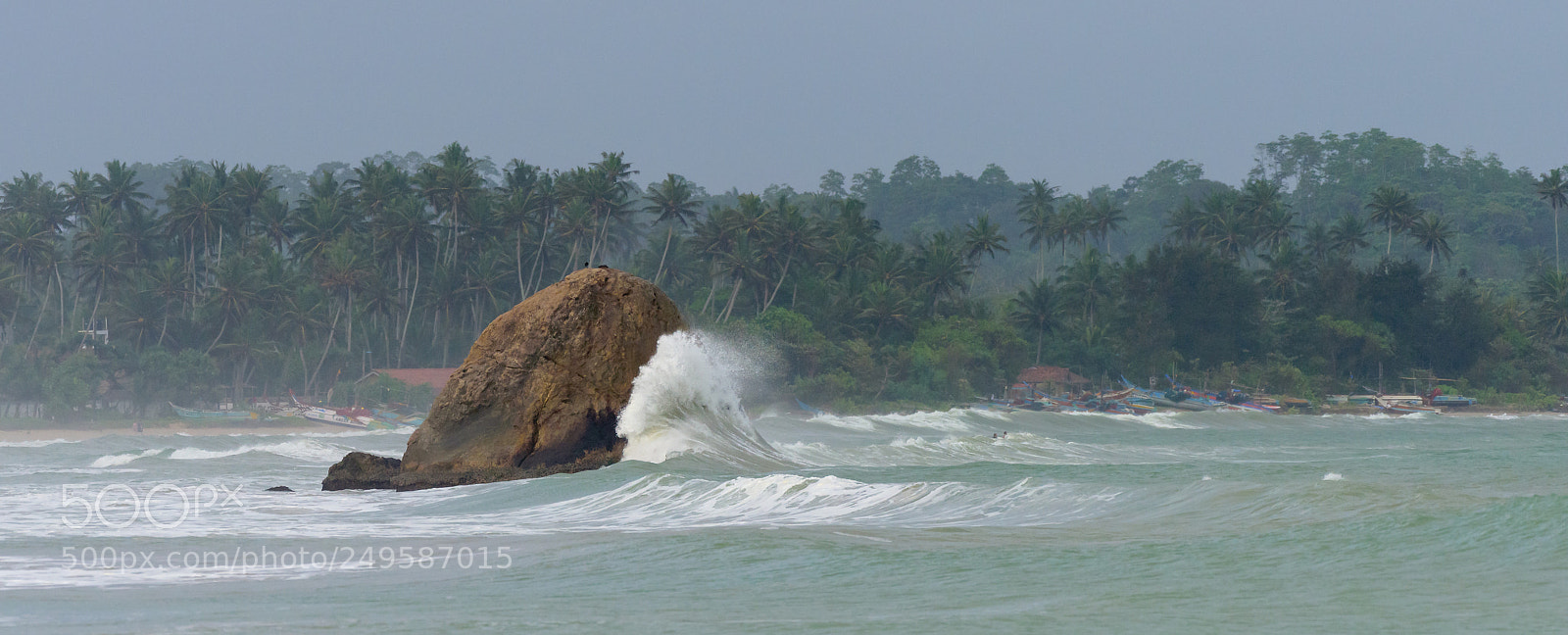 Nikon D810 sample photo. Wave breaking on a photography