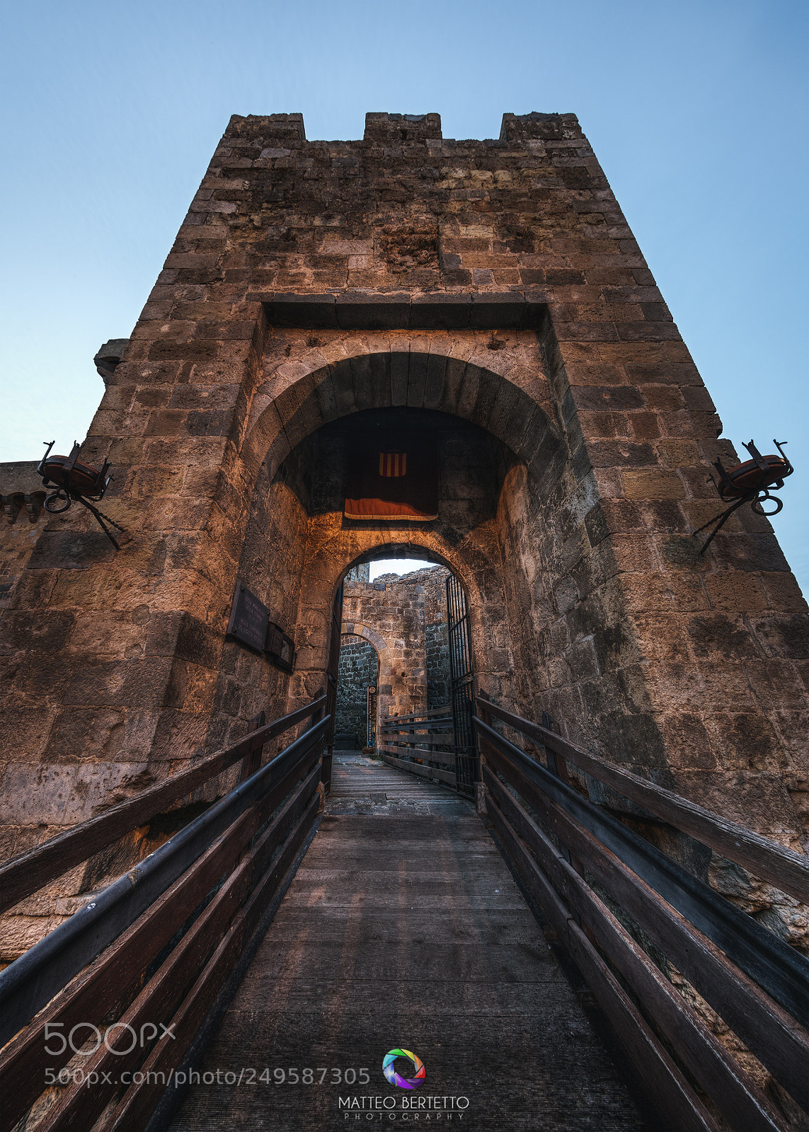 Sony a7R II sample photo. Rocca monaldeschi - bolsena photography
