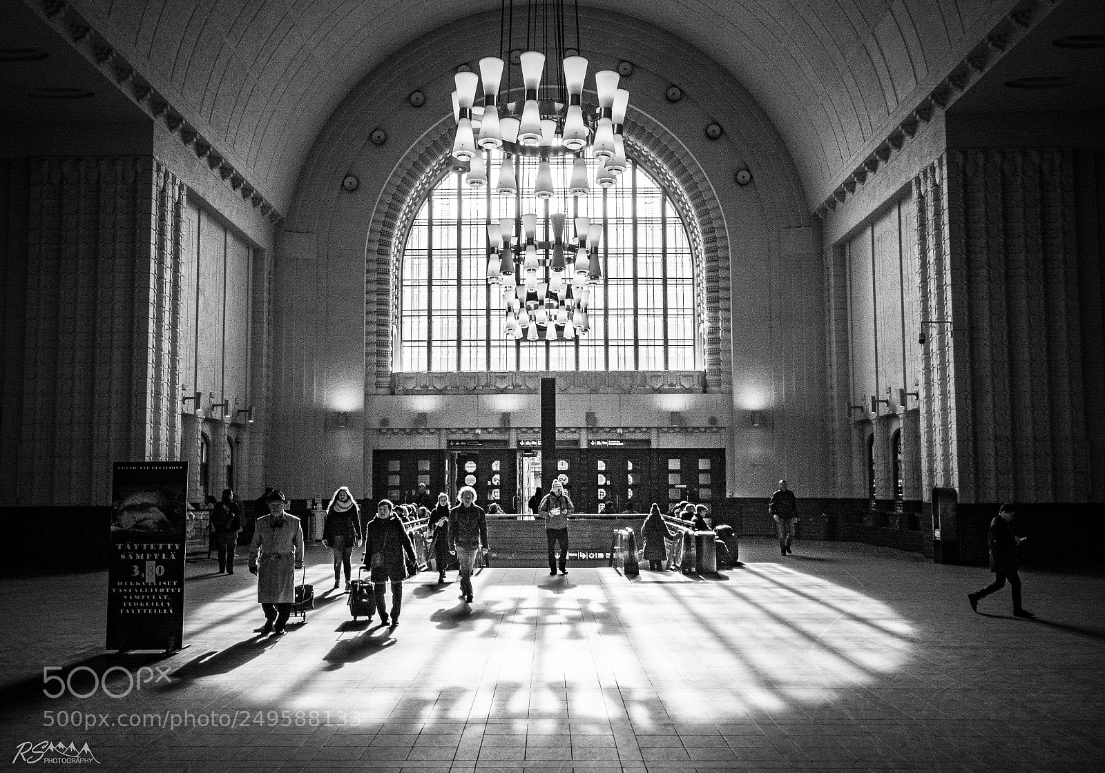 Nikon D5200 sample photo. Central railway station photography