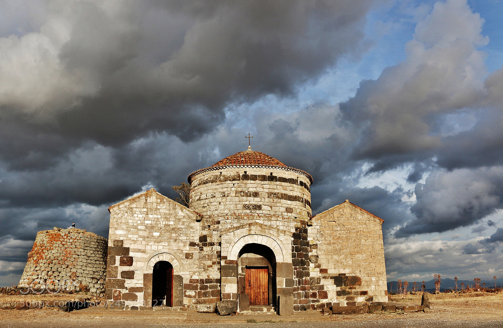 Canon EOS 70D sample photo. Chiesa e nuraghe photography