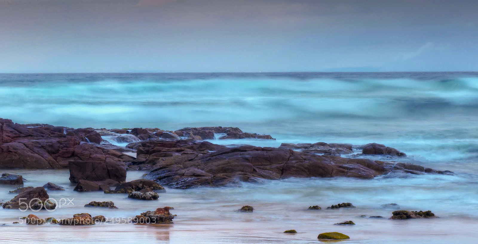 Canon EOS 600D (Rebel EOS T3i / EOS Kiss X5) sample photo. On the rocks. photography