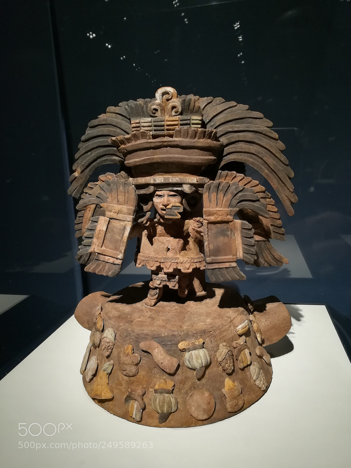 HUAWEI honor 6x sample photo. Mayan sculpture photography